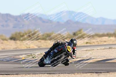 media/Dec-06-2025-CVMA (Sat) [[4a896cc04c]]/Race 8- Formula 40 MW and LW/